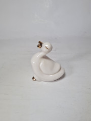 Santa Rufina im Still  Белая фарфоровая фигурка &quot;Гусь с золотым клювом&quot;, 7 x 6 см, Германия, 1960-70гг.