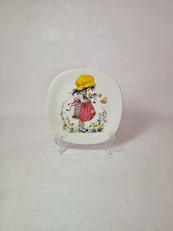 Тарелка декоративная винтажная Schirnding Bavaria, детская тематика, квадратная, фарфор, Германия, 1970-80гг.
