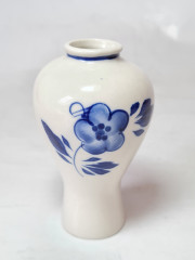 Delft Blue Holland Ваза с синим цветочным декором, ручная роспись, дельфтский фарфор, 9 x 5 см, Голландия, 1960-70гг.