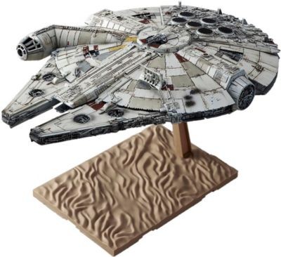 Revell Bandai Millennium Falcon Бандай Тысячелетний сокол