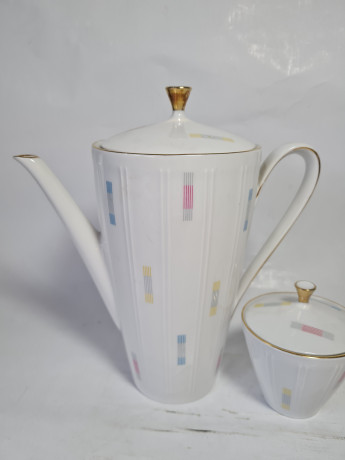 Набор посуды для чая винтажный Winterling Roslau Bavaria, белый фарфоровый чайник, 18 x 20,5 см с разноцветным узором и позолотой и сахарница 9 x 7,5 см, Германия, 1960-70гг.
