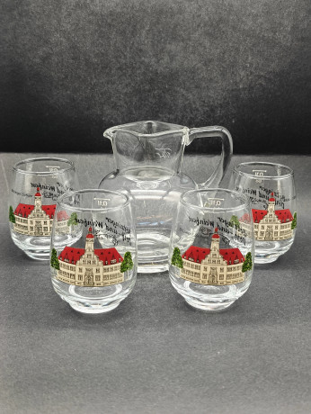 Кувшин с бокалами для вина винтажные "Деревня Ботцингер и винный фестиваль", бокал (4 шт.) - 0.1 л, стекло, Германия, 1970-80гг.