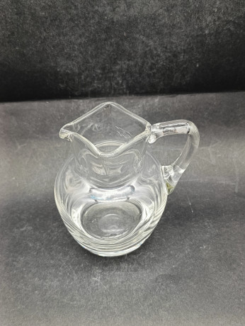 Кувшин с бокалами для вина винтажные "Деревня Ботцингер и винный фестиваль", бокал (4 шт.) - 0.1 л, стекло, Германия, 1970-80гг.